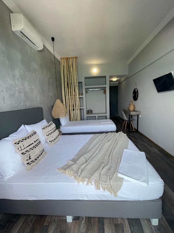 Xenios Hotel Pefkochori Extérieur photo